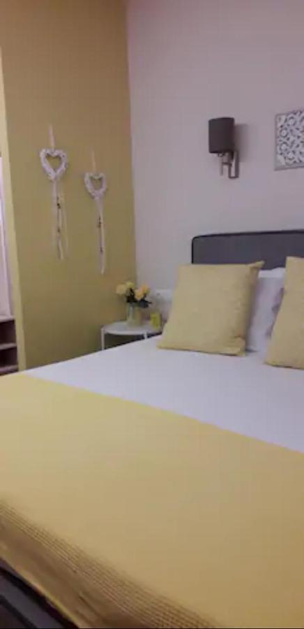 Domenica Apts I 라가나스 외부 사진